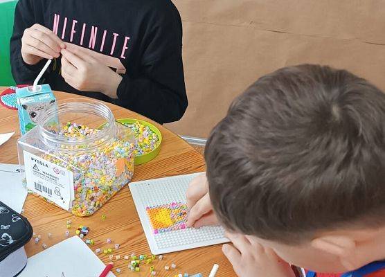 Przerwy w szkole? U nas to czas pełen radości i kreatywności! grafika