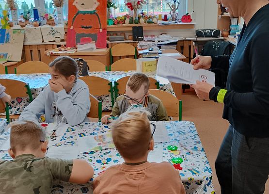 "Odblaskowa Szkoła" - konkurs z wiedzy o Bezpieczeństwie Ruchu Drogowego grafika