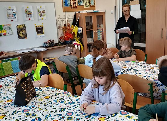 "Odblaskowa Szkoła" - konkurs z wiedzy o Bezpieczeństwie Ruchu Drogowego grafika