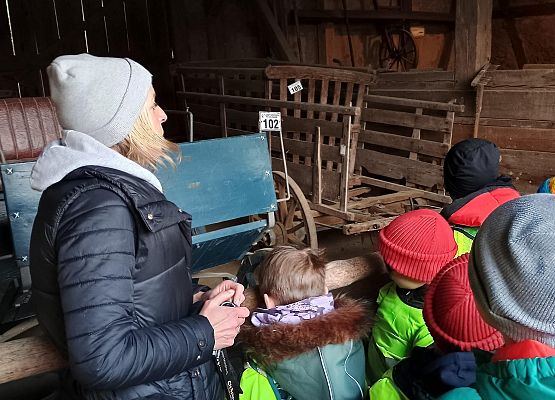 Wycieczka Skansen Nadole – Zagroda Gburska i Rybacka oraz Stolemowa Grota grafika