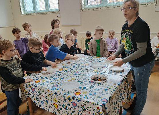 "O latarni Stilo i inne pomorskie legendy" - spotkanie z dr Magdaleną Kubiak grafika