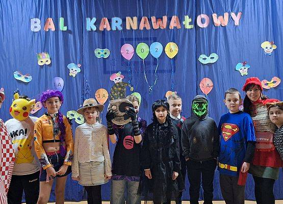 Bal karnawałowy klas I-III grafika