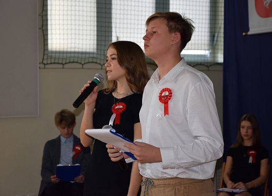 Rok szkolny 2023/2024 grafika