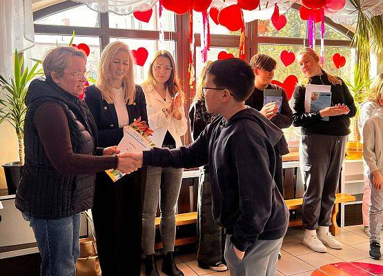 Sukcesy naszych uczniów w konkursie EDI z języka angielskiego grafika