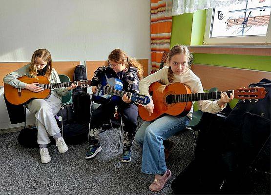 Kółko wokalno-instrumentalne grafika