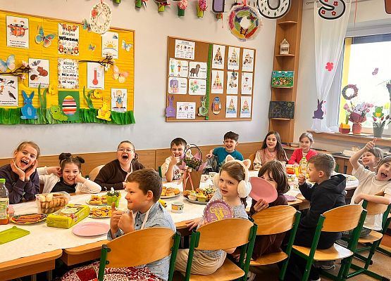 Świąteczny czas w klasach I-III grafika