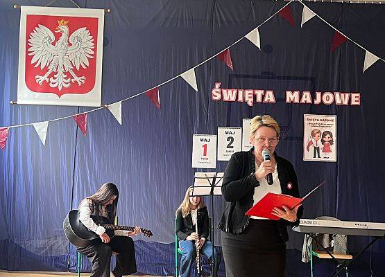 Obchodzimy Święta Majowe grafika