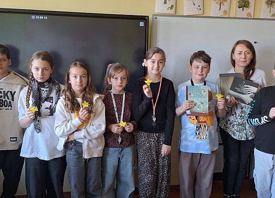 Pamiętamy o historii – nasi uczniowie w akcji Żonkile grafika