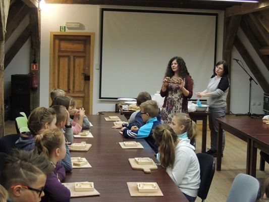  Grafika #3: WYCIECZKA KLAS III DO SWOŁOWA grafika