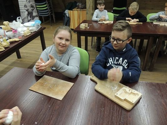  Grafika #4: WYCIECZKA KLAS III DO SWOŁOWA grafika