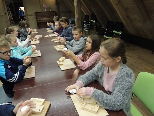  Grafika #5: WYCIECZKA KLAS III DO SWOŁOWA grafika