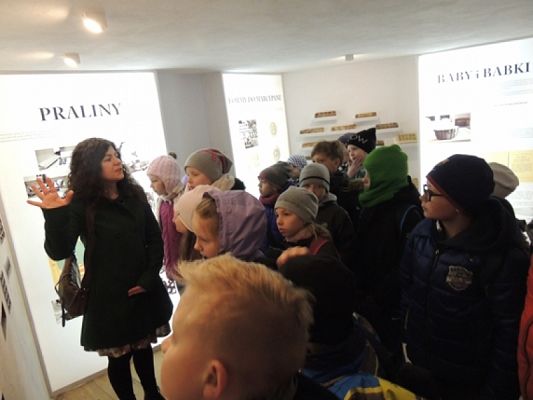  Grafika #16: WYCIECZKA KLAS III DO SWOŁOWA grafika