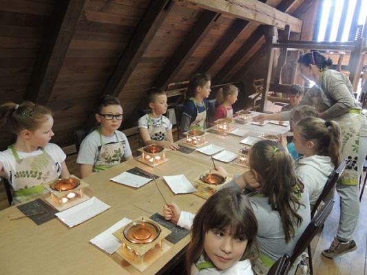  Grafika #21: WYCIECZKA KLAS III DO SWOŁOWA grafika