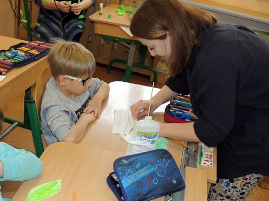  Grafika #3: WESOŁE GĄSIENNICE grafika