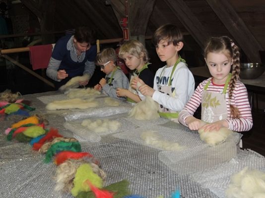  Grafika #15: LEKCJA MUZEALNA W SWOŁOWIE Opowieści utkane … o wełnie grafika