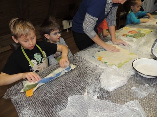  Grafika #21: LEKCJA MUZEALNA W SWOŁOWIE Opowieści utkane … o wełnie grafika