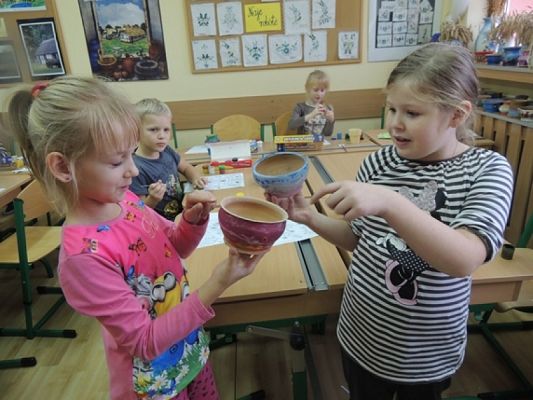  Grafika #9: OZDABIANIE WYROBÓW GARNCARSKICH grafika