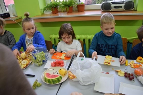  Grafika #6: "International Education. grafika