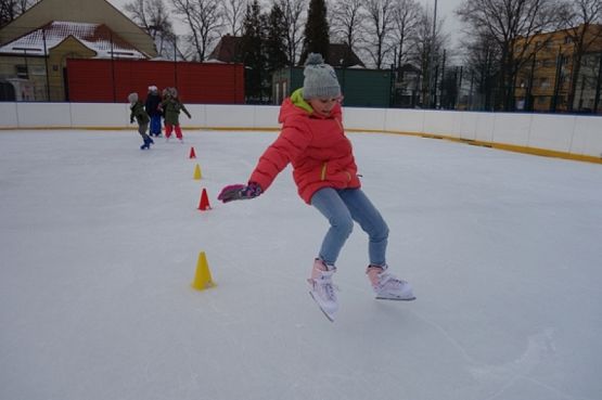  Grafika #7: WF zimą na lodowisku grafika