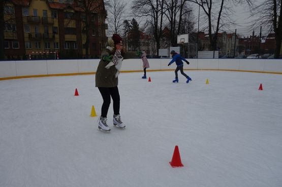  Grafika #13: WF zimą na lodowisku grafika
