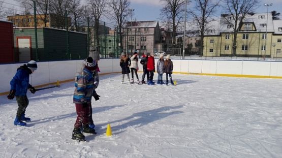  Grafika #23: WF zimą na lodowisku grafika
