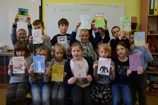  Grafika #0: W ŚWIECIE KSIĄŻEK grafika