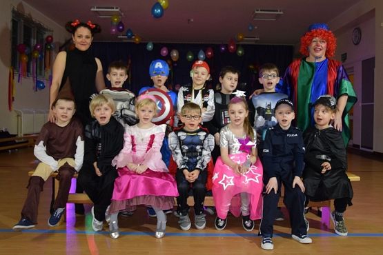  Grafika #1: BAL KARNAWAŁOWY grafika