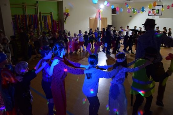  Grafika #6: BAL KARNAWAŁOWY grafika