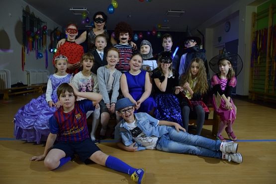  Grafika #3: BAL KARNAWAŁOWY grafika