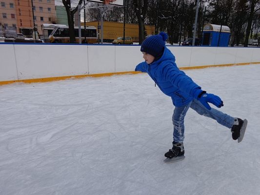  Grafika #10: WF NA LODOWISKU grafika