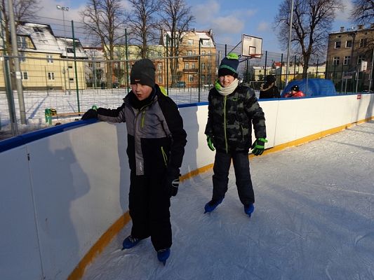  Grafika #19: WF NA LODOWISKU grafika