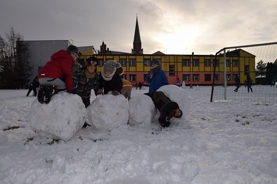  Grafika #10: ULEPIMY DZIŚ BAŁWANA? grafika