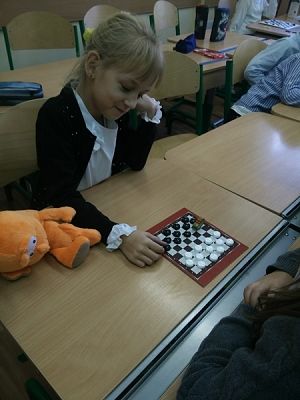  Grafika #2: WARCABY I NIE TYLKO grafika