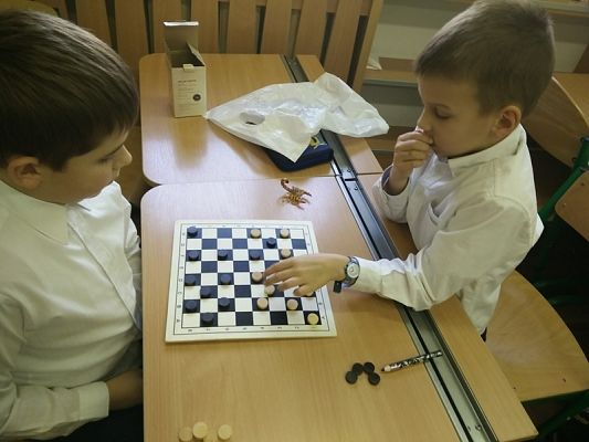  Grafika #7: WARCABY I NIE TYLKO grafika