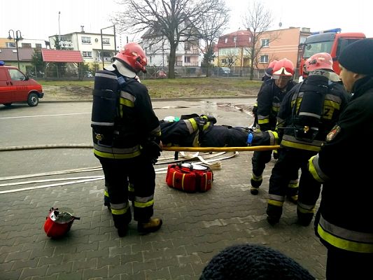  Grafika #3: WIZYTA TRZECIOKLASISTÓW W STRAŻY POŻARNEJ grafika