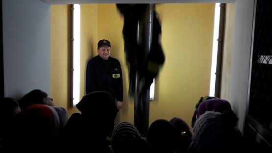  Grafika #9: WIZYTA TRZECIOKLASISTÓW W STRAŻY POŻARNEJ grafika