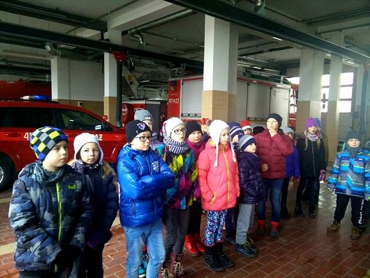  Grafika #10: WIZYTA TRZECIOKLASISTÓW W STRAŻY POŻARNEJ grafika