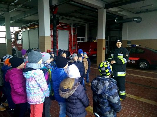  Grafika #11: WIZYTA TRZECIOKLASISTÓW W STRAŻY POŻARNEJ grafika