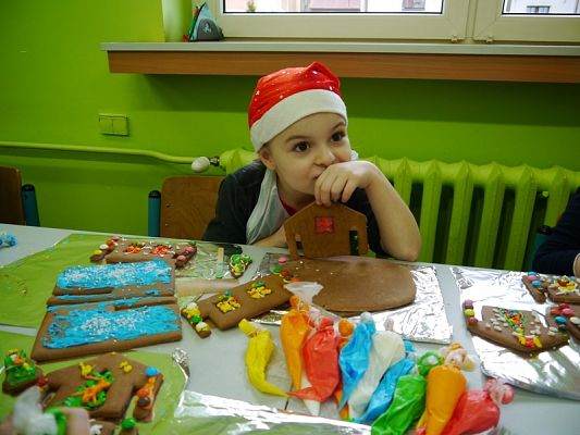  Grafika #13: PIERNIKOWA CHATKA grafika