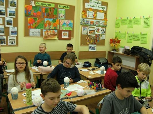  Grafika #0: BOMBKOWE SZALEŃSTWO grafika