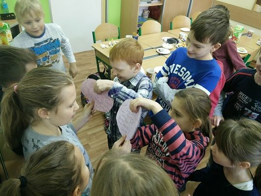  Grafika #24: DZIŚ CIEŃ WOSKU CI UKAŻE, CO CI ŻYCIE NIESIE W DARZE grafika