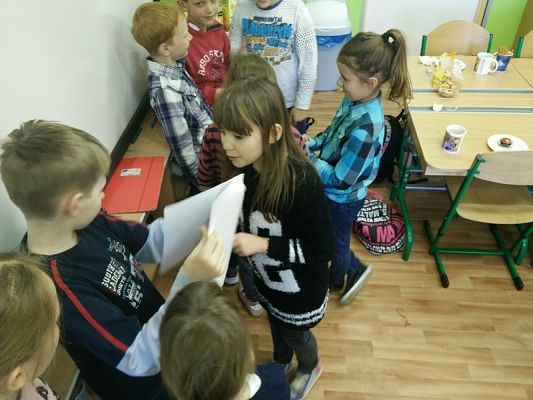  Grafika #26: DZIŚ CIEŃ WOSKU CI UKAŻE, CO CI ŻYCIE NIESIE W DARZE grafika