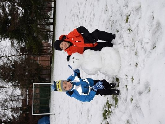  Grafika #3: ZIMA LUBI DZIECI NAJBARDZIEJ NA ŚWIECIE grafika