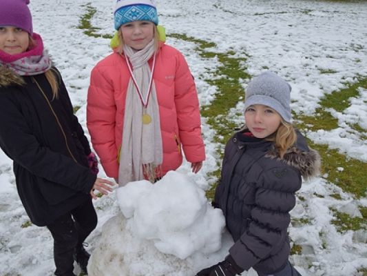  Grafika #20: ZIMA LUBI DZIECI NAJBARDZIEJ NA ŚWIECIE grafika