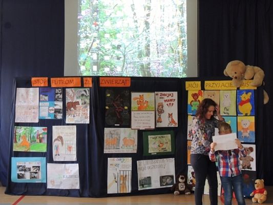  Grafika #4: DZIEŃ PLUSZOWEGO MISIA grafika