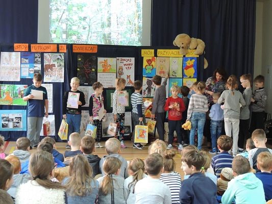  Grafika #10: DZIEŃ PLUSZOWEGO MISIA grafika