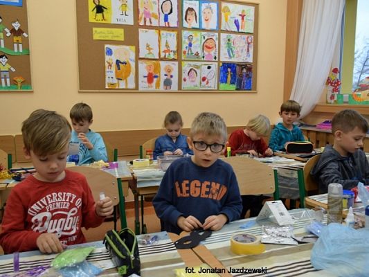  Grafika #4: WENECKIE MASKI KARNAWAŁOWE grafika