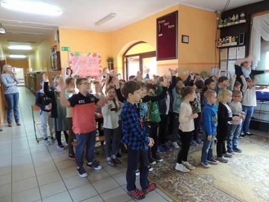  Grafika #5: DZIEŃ ŻYCZLIWOŚCI grafika