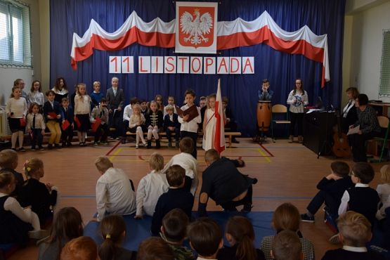  Grafika #4: NARODOWE ŚWIĘTO NIEPODLEGŁOŚCI grafika