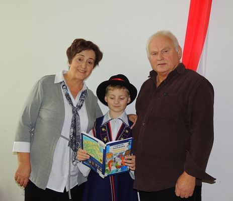  Grafika #2: LAUREACI POWIATOWEGO KONKURSU PIĘKNEGO CZYTANIA grafika